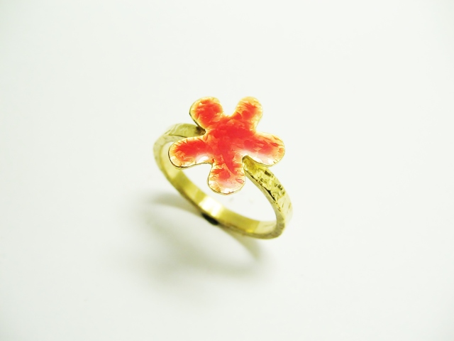 R012 HAND MADE RING 35€